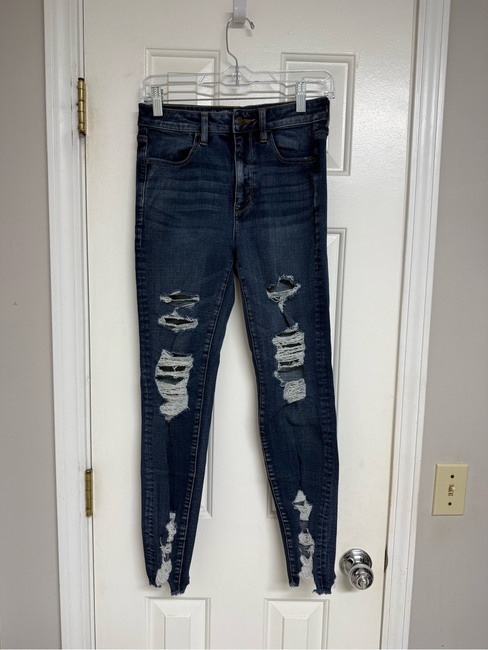 AE Dark Blue Distressed Women’s Skinny Jeans